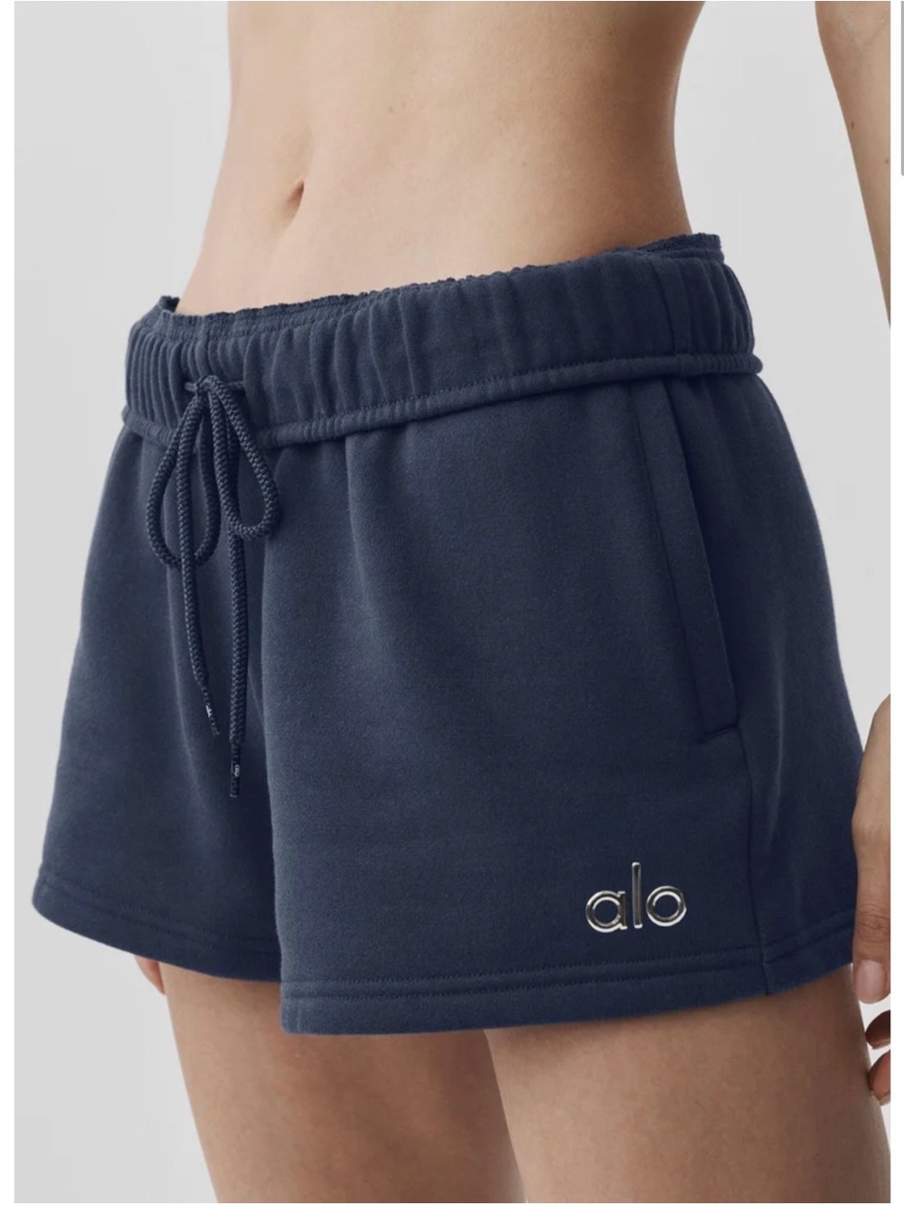 ALO Yoga Accolade Shorts Navy Size S